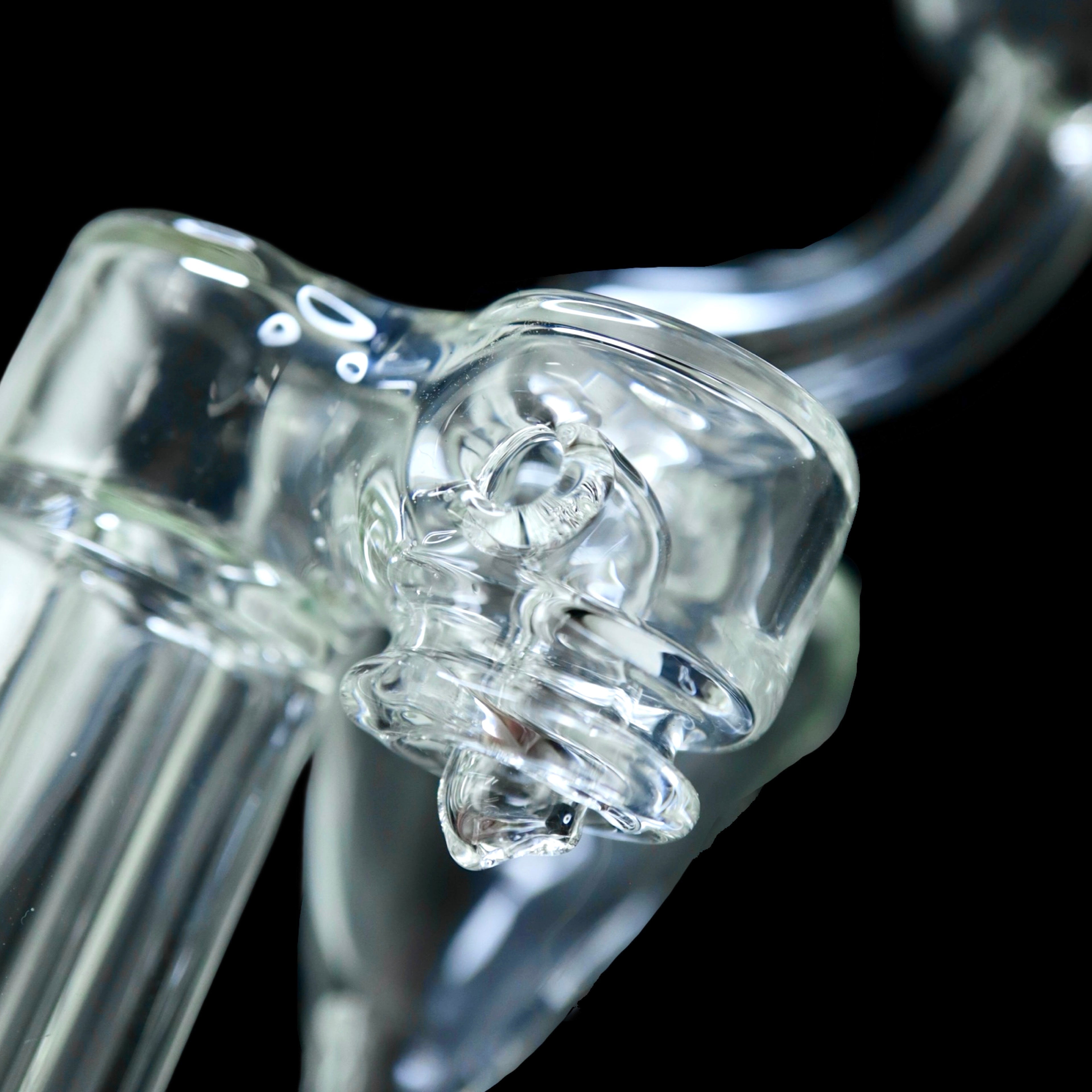 Pwhippler for the Puffco Pivot by Lennon Glassy