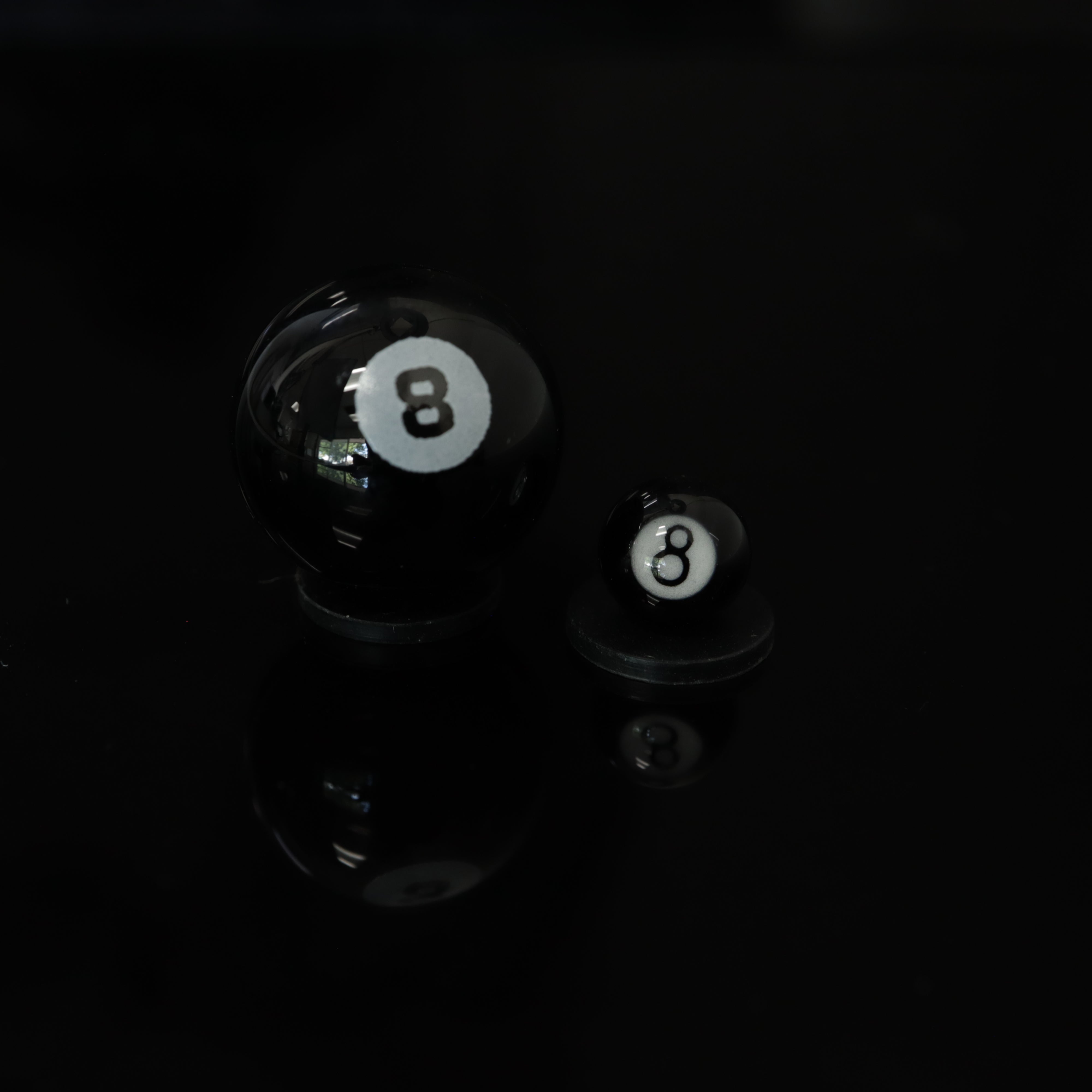 Ski Mask Glass 8 Ball Slurper Set