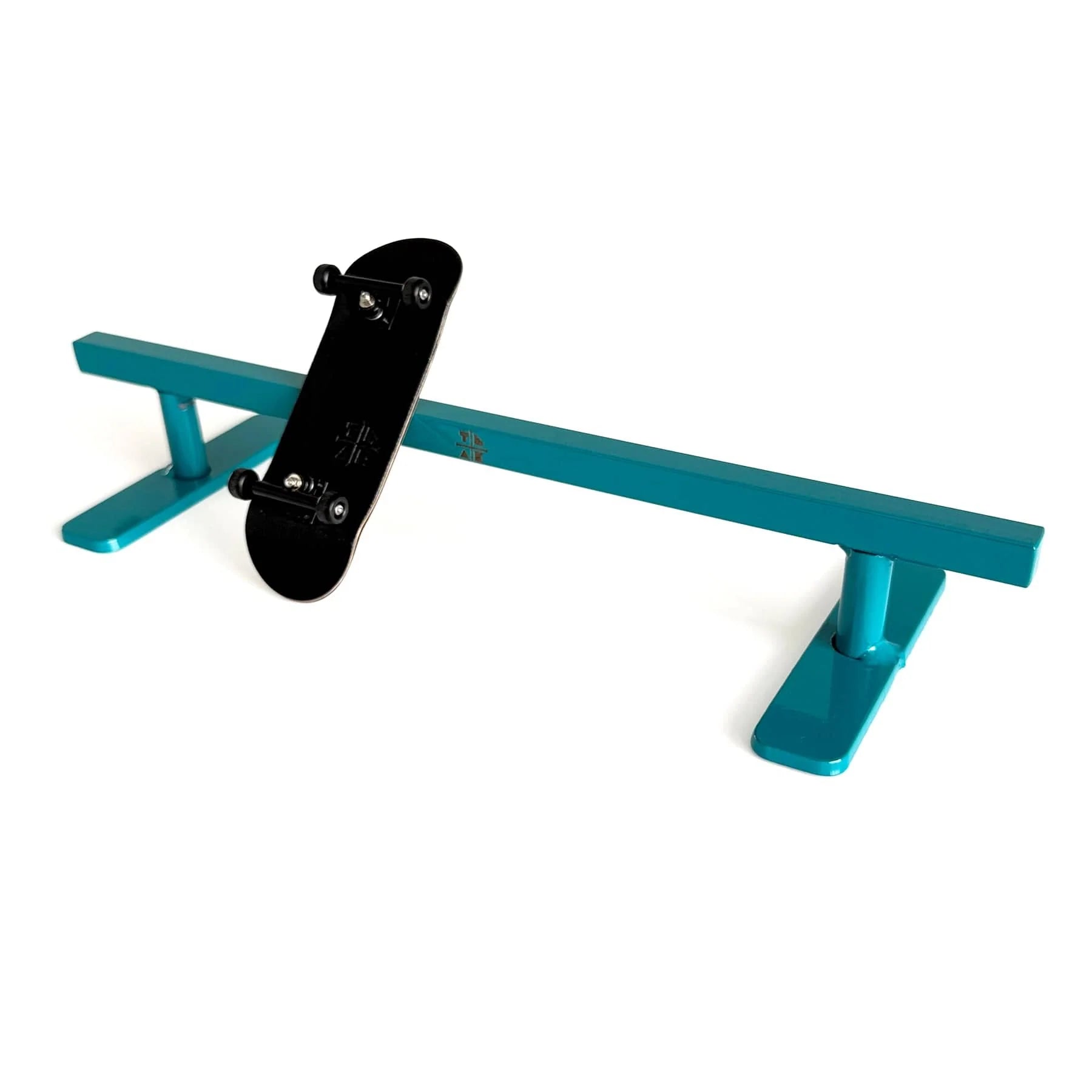 V2 - Straight, Square Fingerboard Rail, 10" Long - Steel Construction - Made in USA