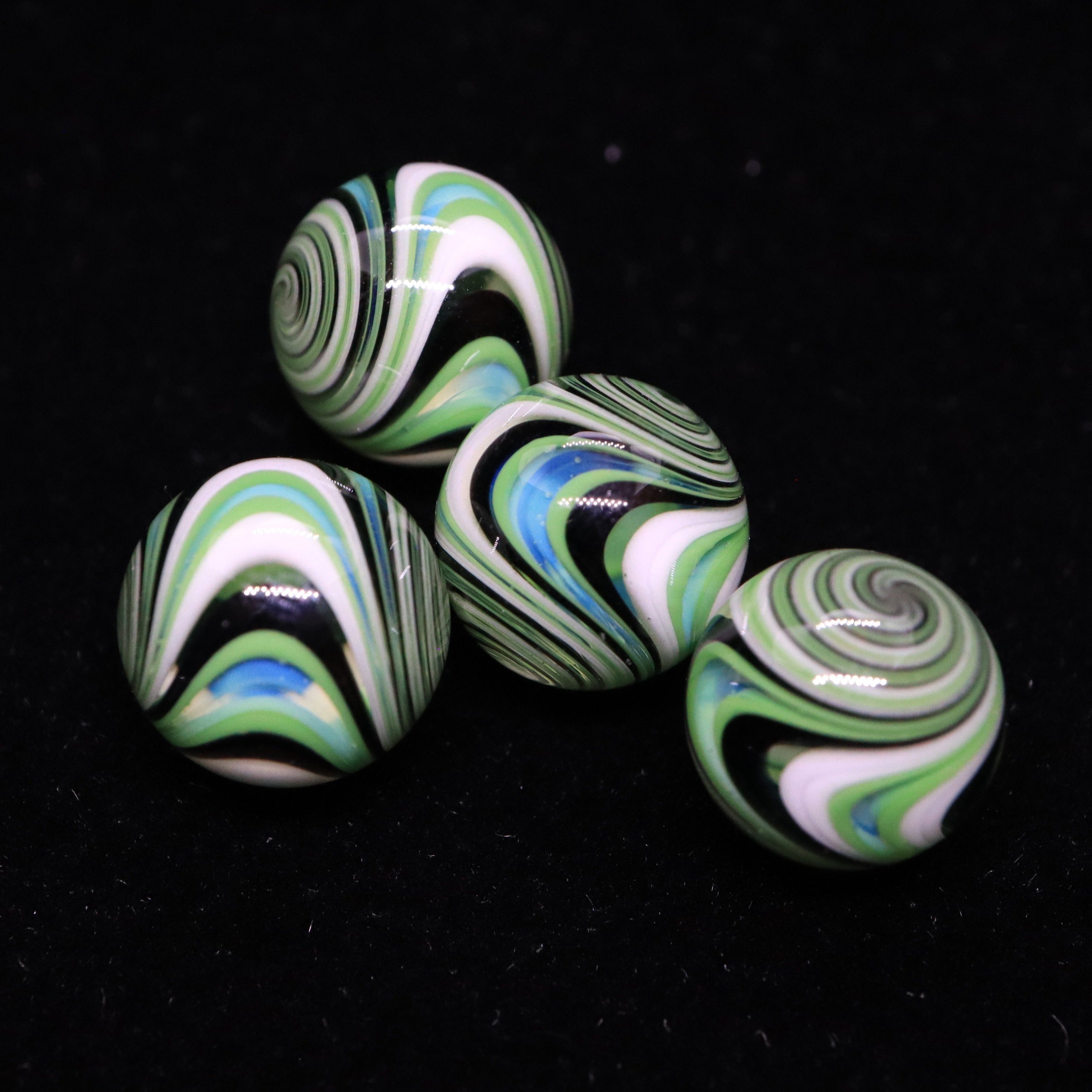 Wig Wag Valve Pearls by Willahelm Glass (8-10mm)