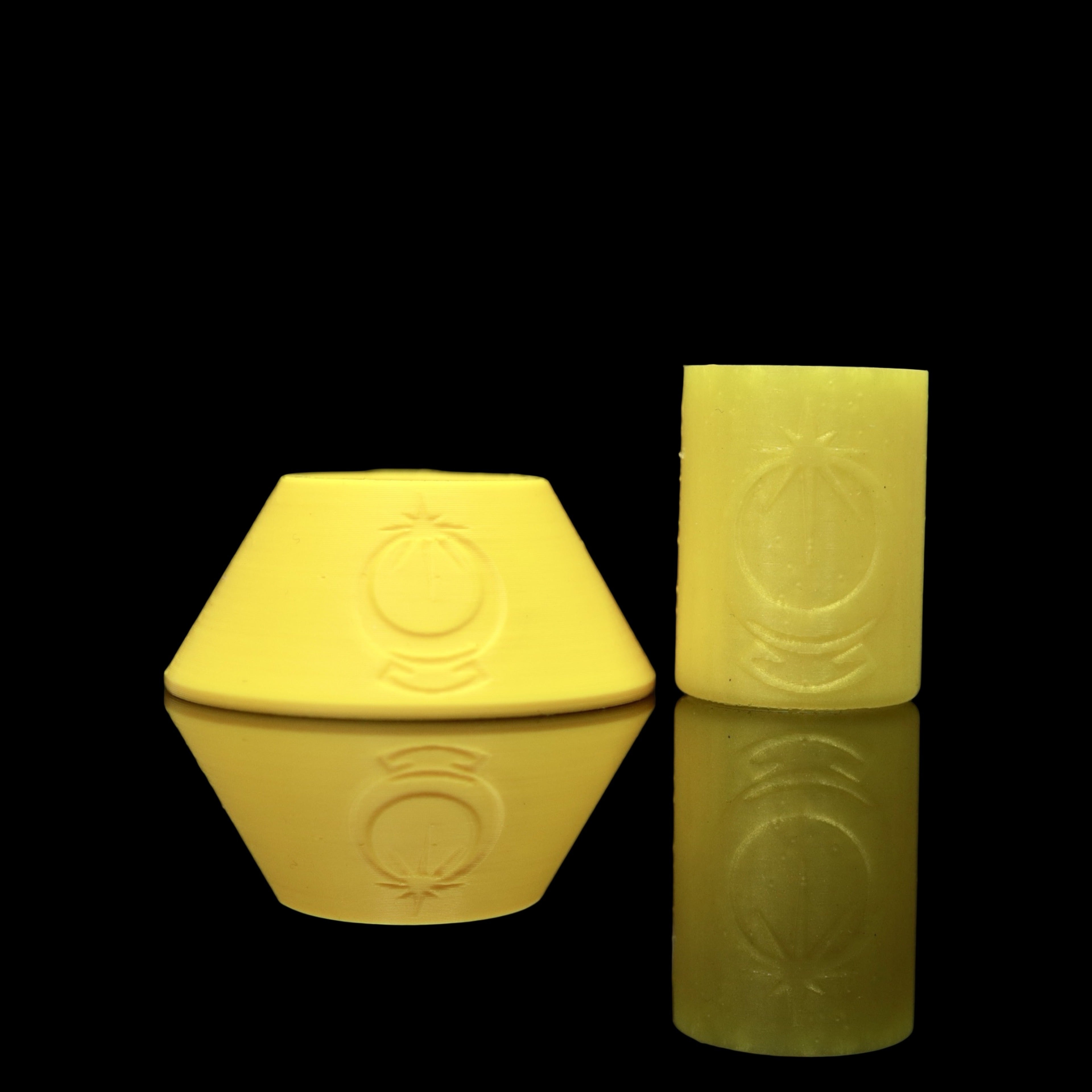 Pivot Tether & Stand by OTP Glass