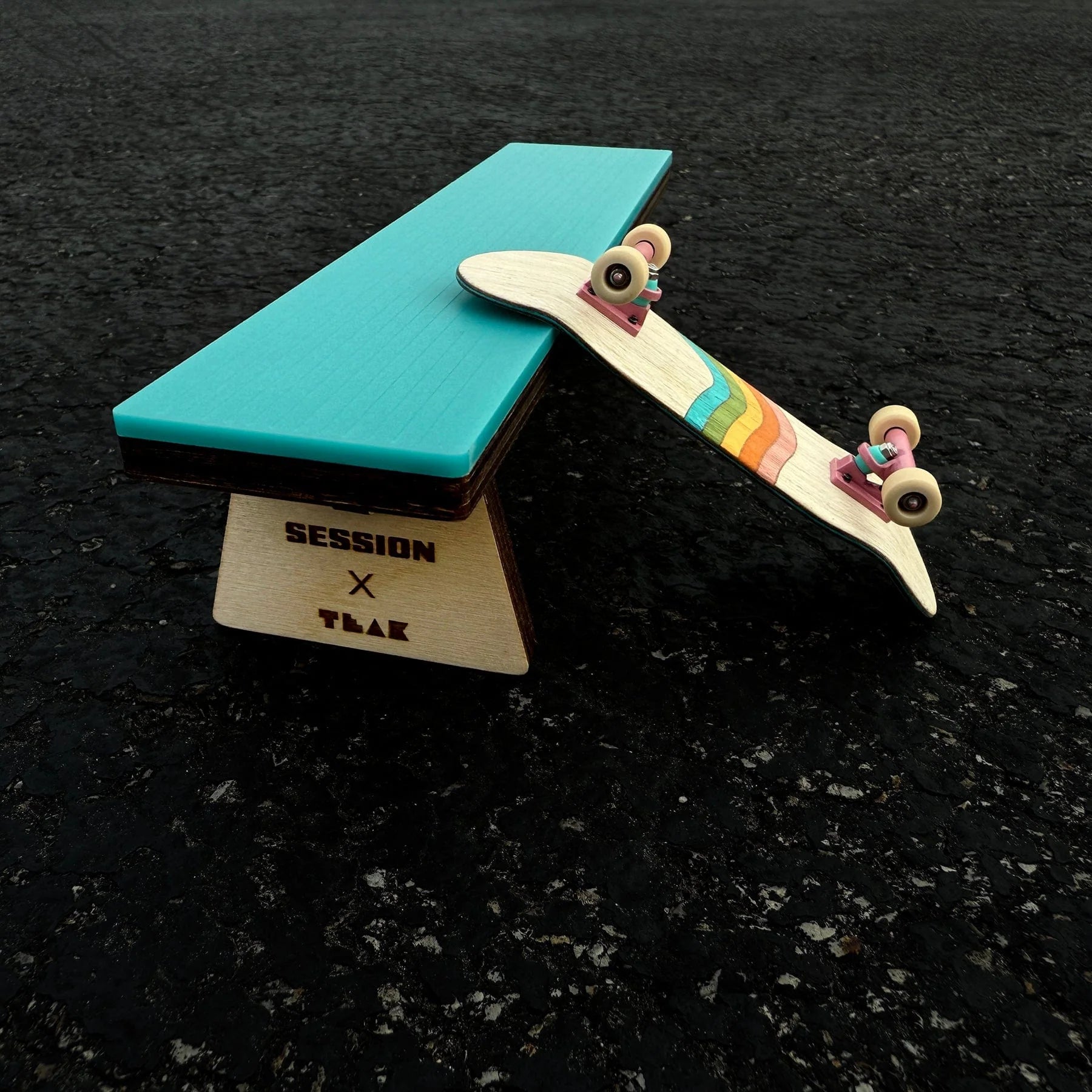 The Bench - Wooden Fingerboard Obstacle with Acrylic Surface