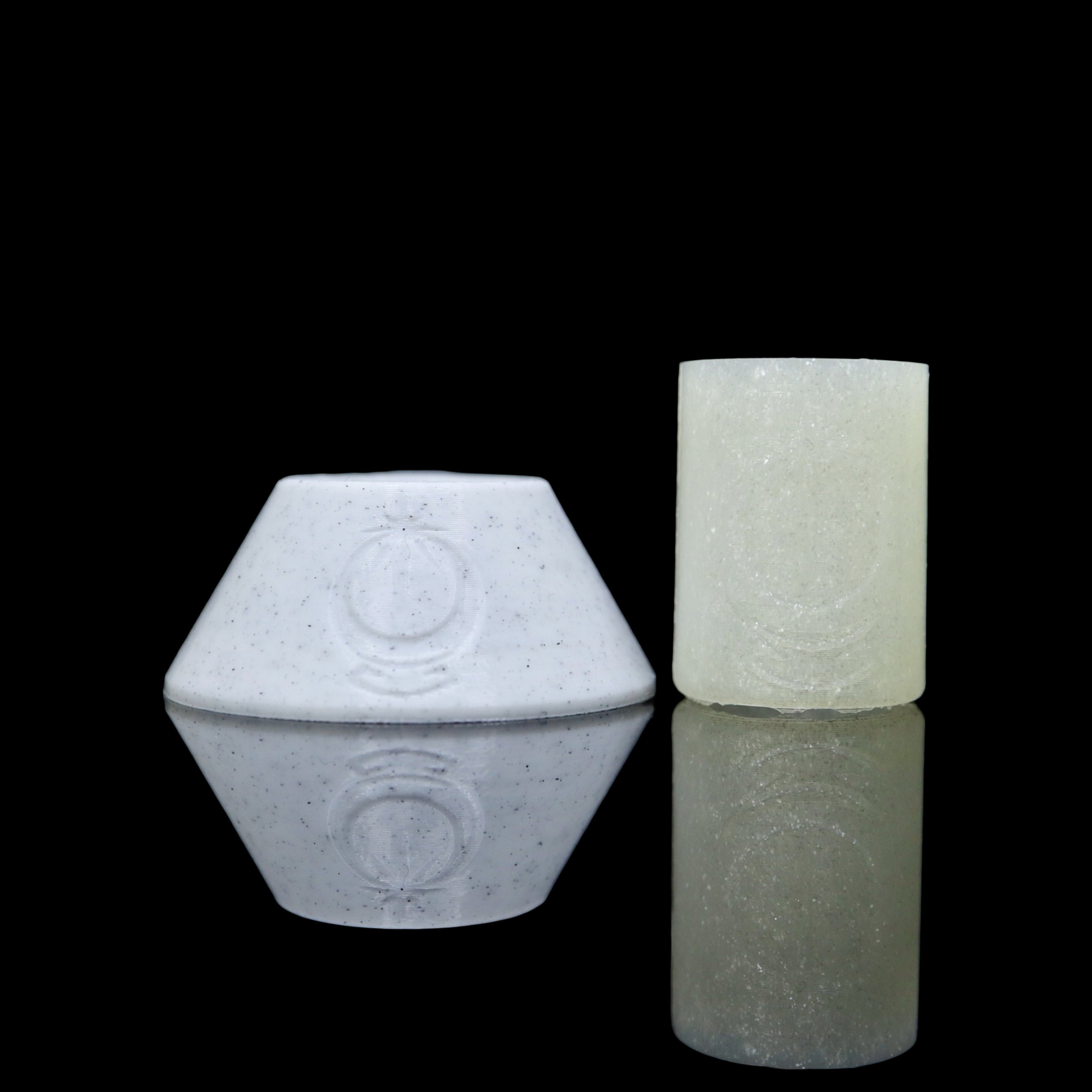 Pivot Tether & Stand by OTP Glass