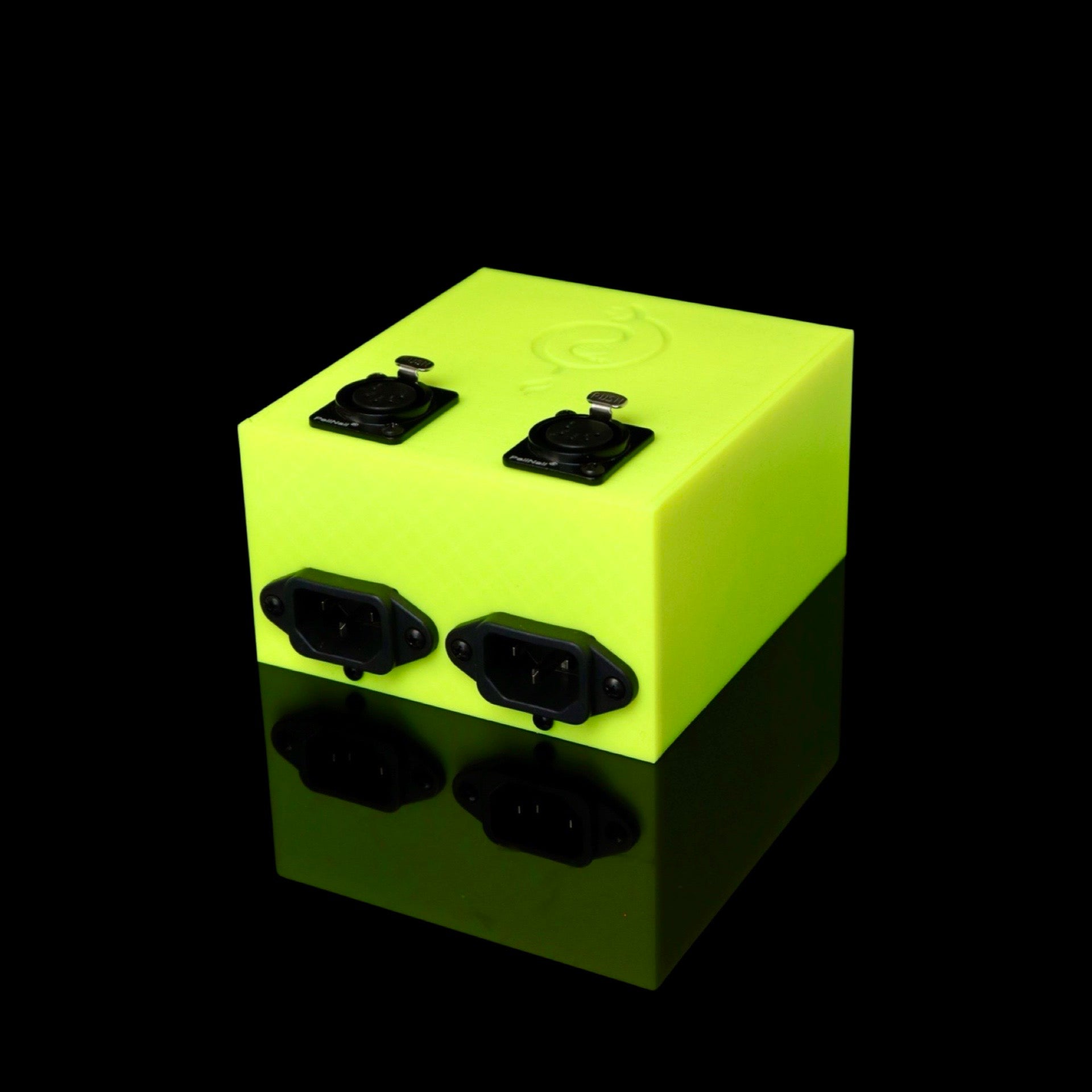 Dual Cobra 3D Printed E-nail by Disorderly Conduction (3 colors)