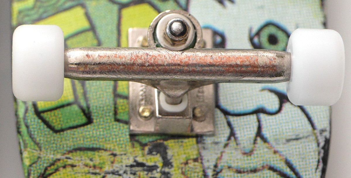 G4-D White Wheels by FlatFace Fingerboards