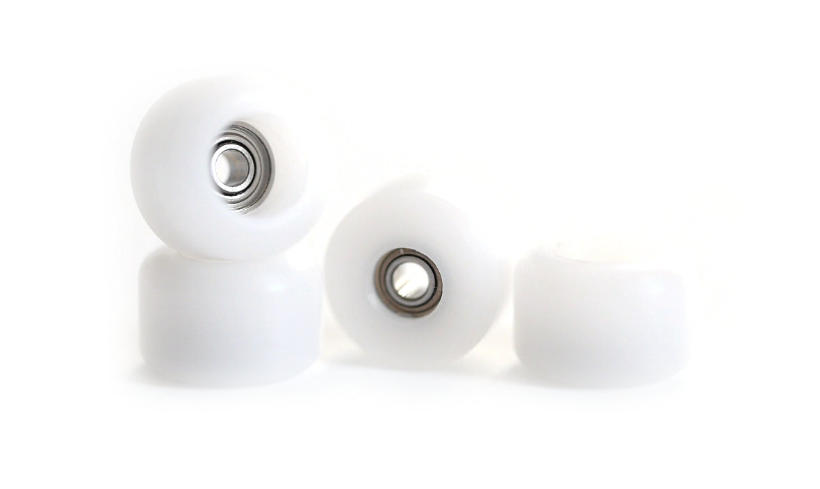 G4-D White Wheels by FlatFace Fingerboards